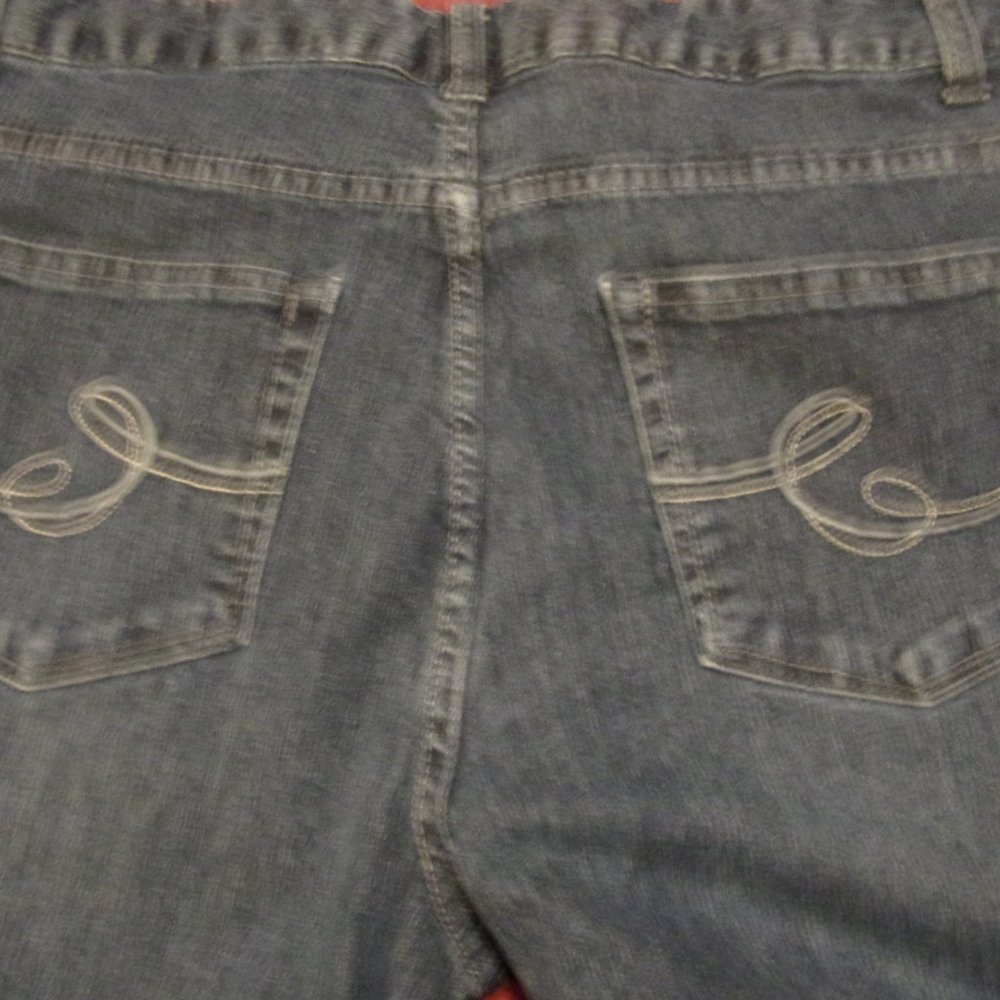 Christopher & Banks Blue Denim Capris Raw/Roll Cuff Size 10